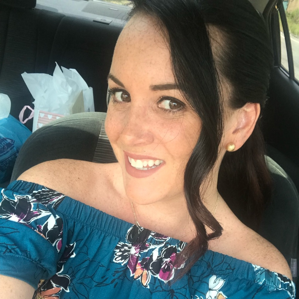 Meet your Posher, Kayla